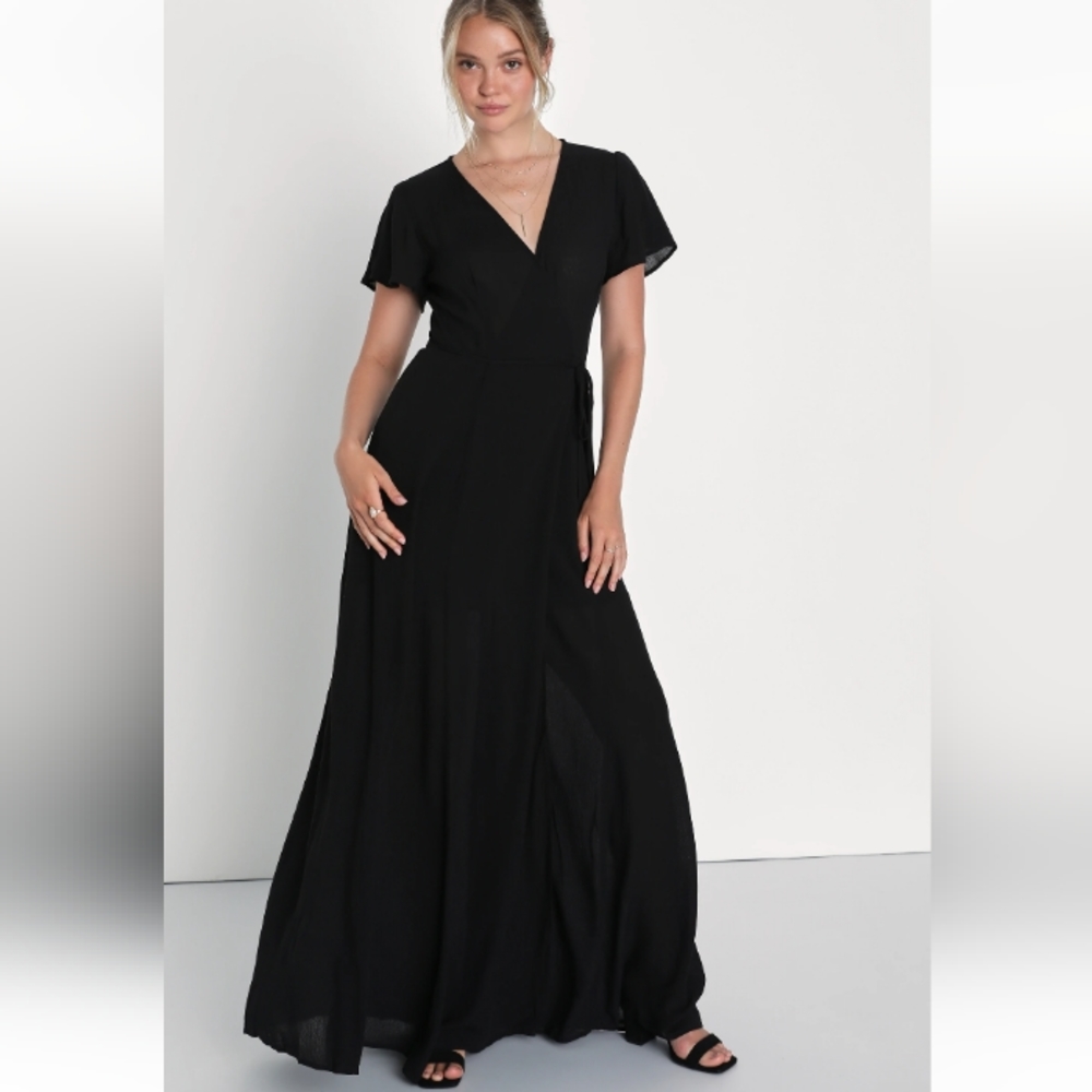 NWT Lulu's wrap dress